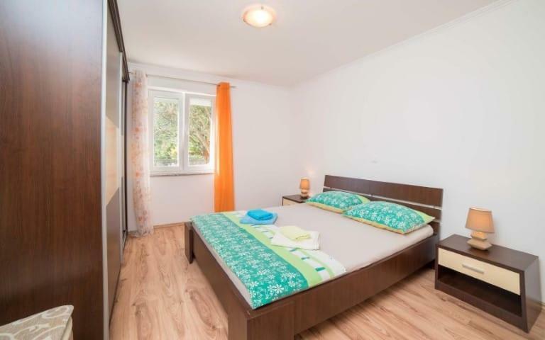 Apartmani Slavica ราบ ภายนอก รูปภาพ