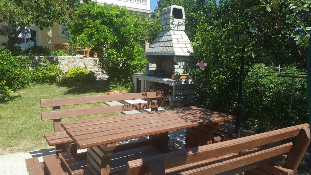 Apartmani Slavica ราบ ภายนอก รูปภาพ