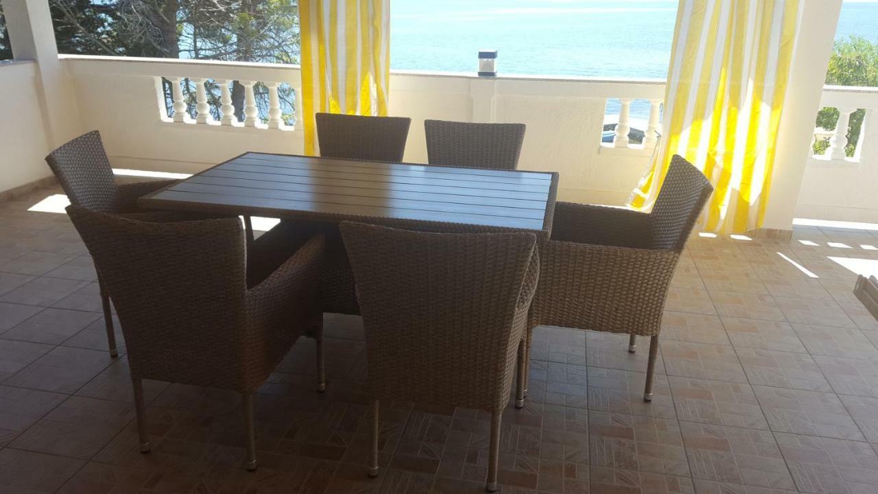 Apartmani Slavica ราบ ภายนอก รูปภาพ
